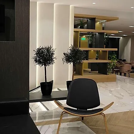 Park Hotel Terpsithea (Larissa)